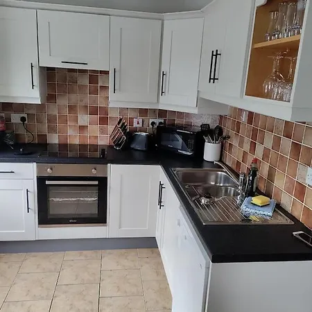 3 The Grainstore Clifden