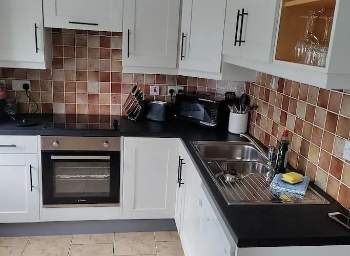 3 The Grainstore Clifden