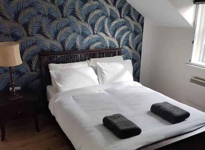 3 The Grainstore * Clifden